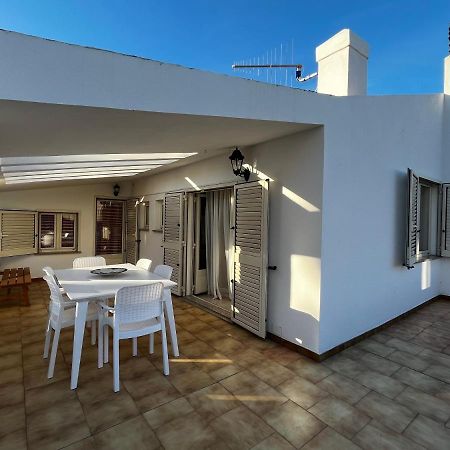Cala Gonone Holiday Flats מראה חיצוני תמונה